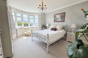 Larkfield Way